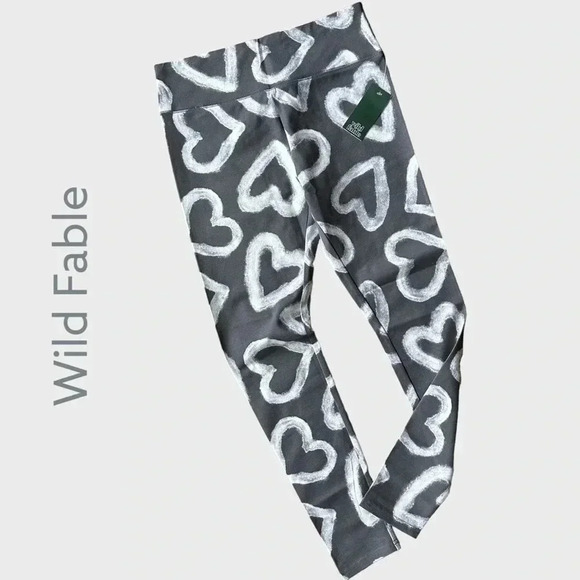 NWT | WILD FABLE | GREY & WHITE HIGH WAISTED HEART LEGGINGS | WOMENS SIZE MEDIUM - Picture 1 of 4